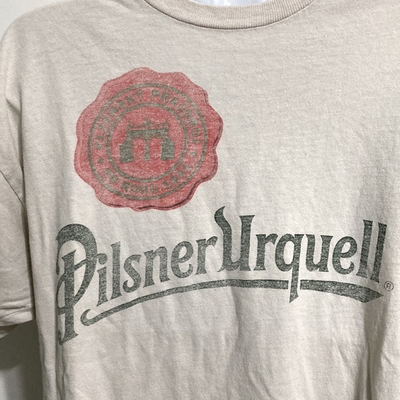 PILSNER Urquell Beer Licensed 2018 T-Shirt Mens Medium - Picture 3 of 10